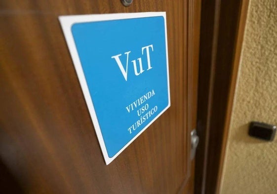Imagen de archivo del logo de una Vivienda de Uso Turístico (VuT.