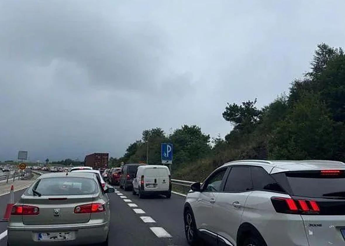 Retenciones de este domingo en la AP-66.