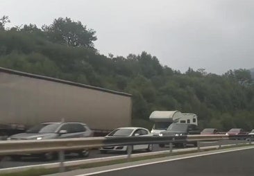 Las ocho 'trampas' en 26 kilómetros que ralentiza el peaje del Huerna