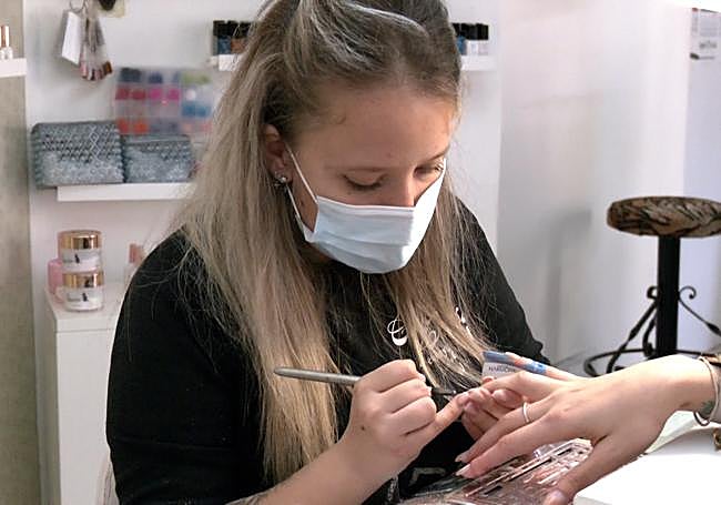 Jenifer Pérez, esteticista en Concepcionistas.