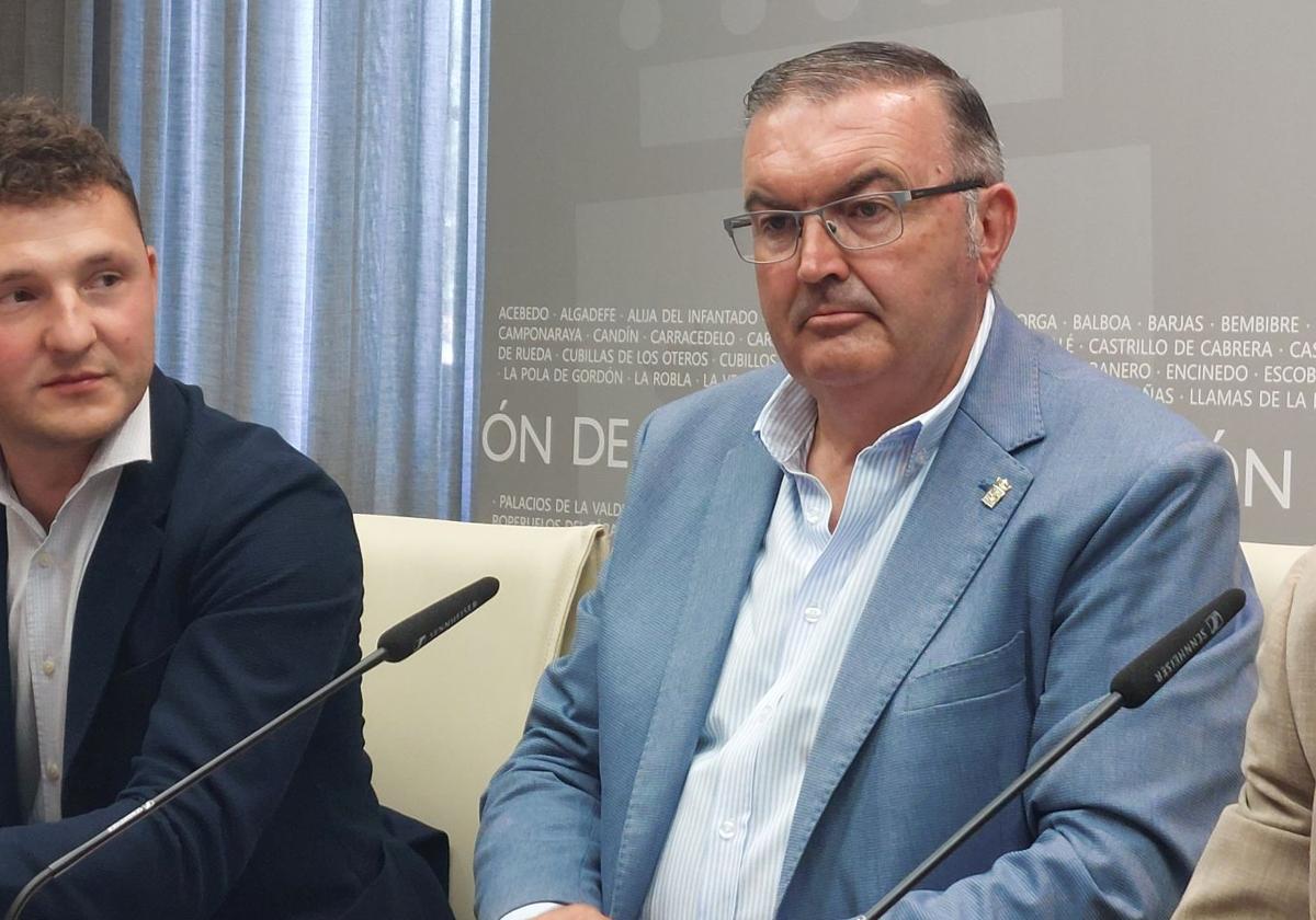 Roberto Aller, vicepresidente de la Diputación en una rueda de presa este jueves.