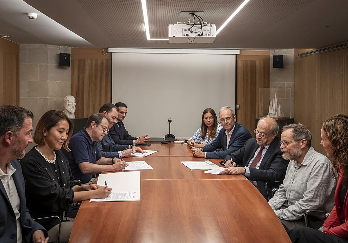 Convenio Camino de Gaudí-Sagrada Familia.