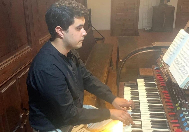 Un excelente organista para León