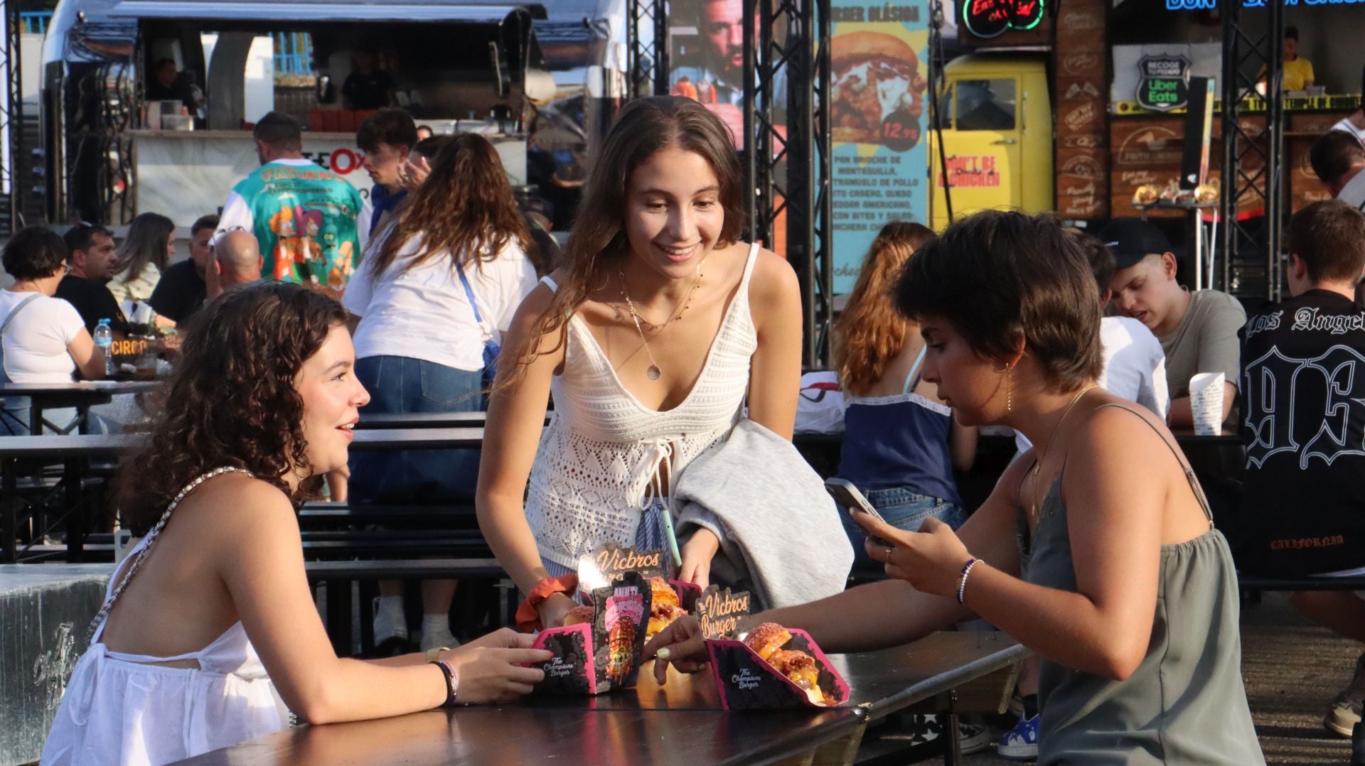 Así se ha vivido la inauguración de The Champions Burger en León