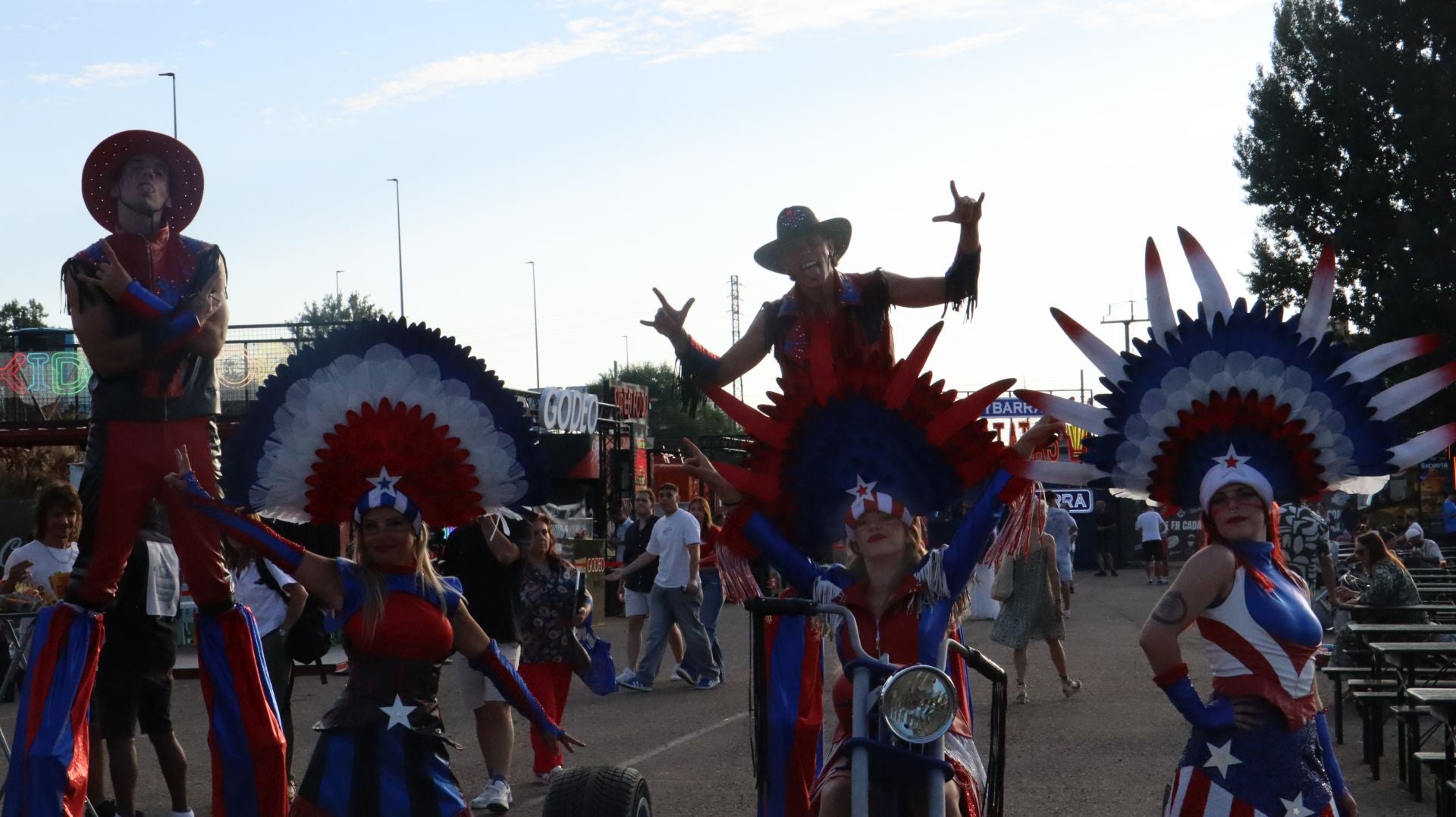 Así se ha vivido la inauguración de The Champions Burger en León