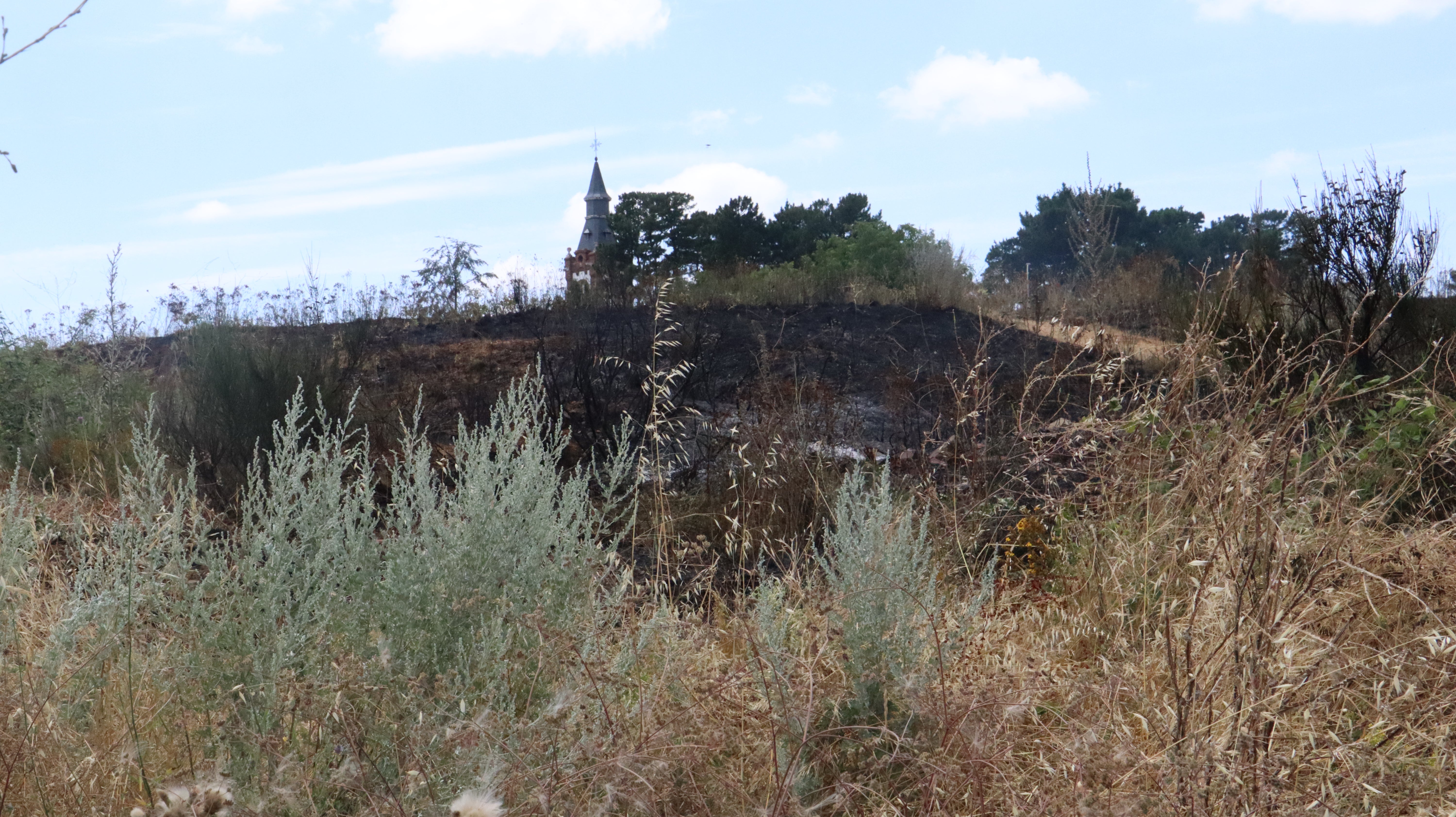 Así ha sido el incendio cercano al Hospital de León