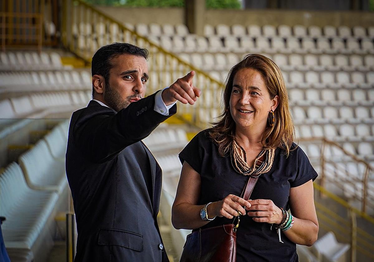 La consejera delegada recibe en el Reino de León a un directivo de la Academia Aspire.