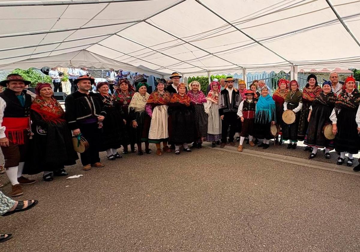 Ana Görüntü - 80 yıl önce tahliye edilen León kasabasında Oliegos'a 25 yıllık ayetler