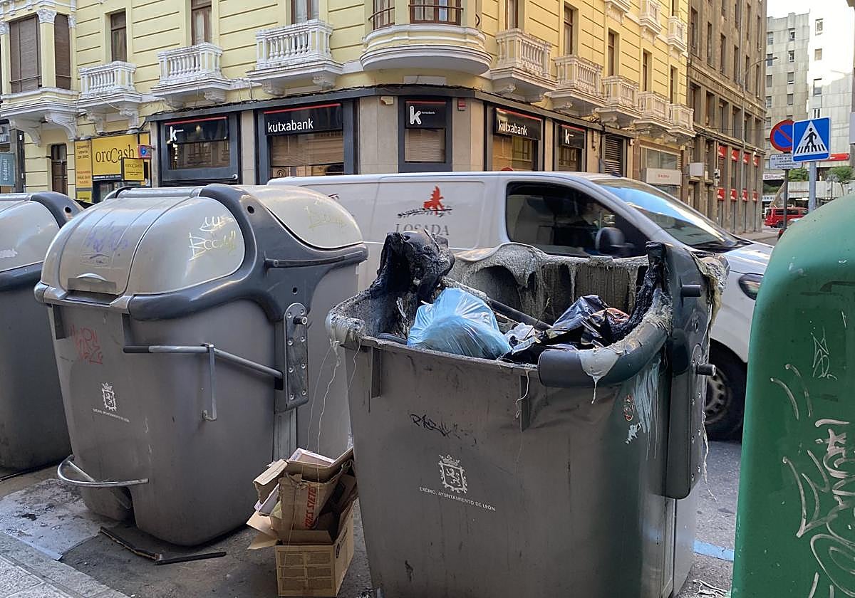 Imagen del contenedor tras las llamas.