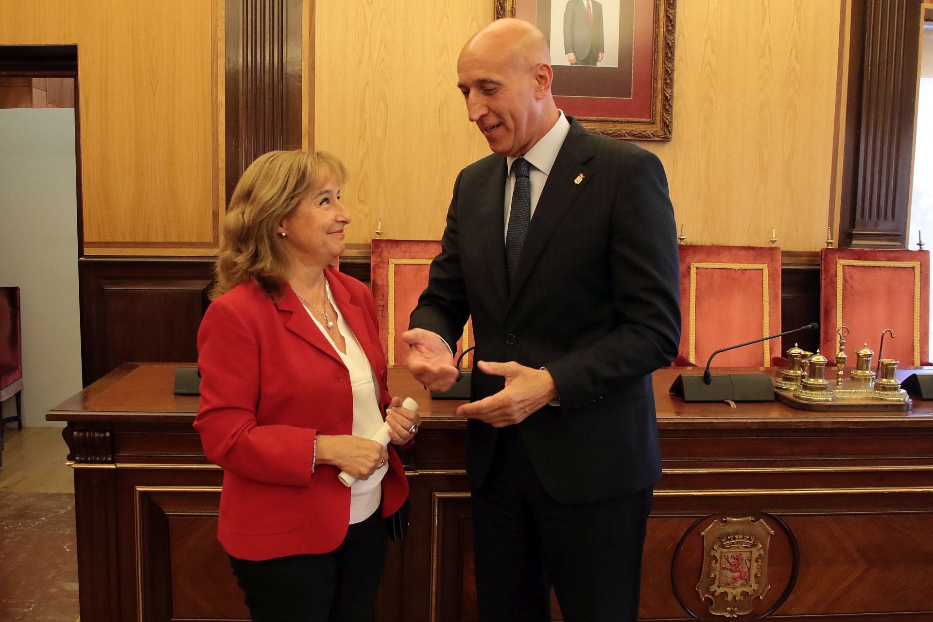 Las imágenes de la lectura de los Fueros de León