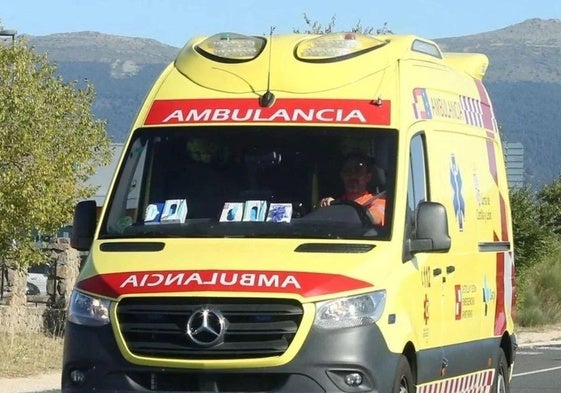 Imagen de archivo de una ambulancia del Sacyl