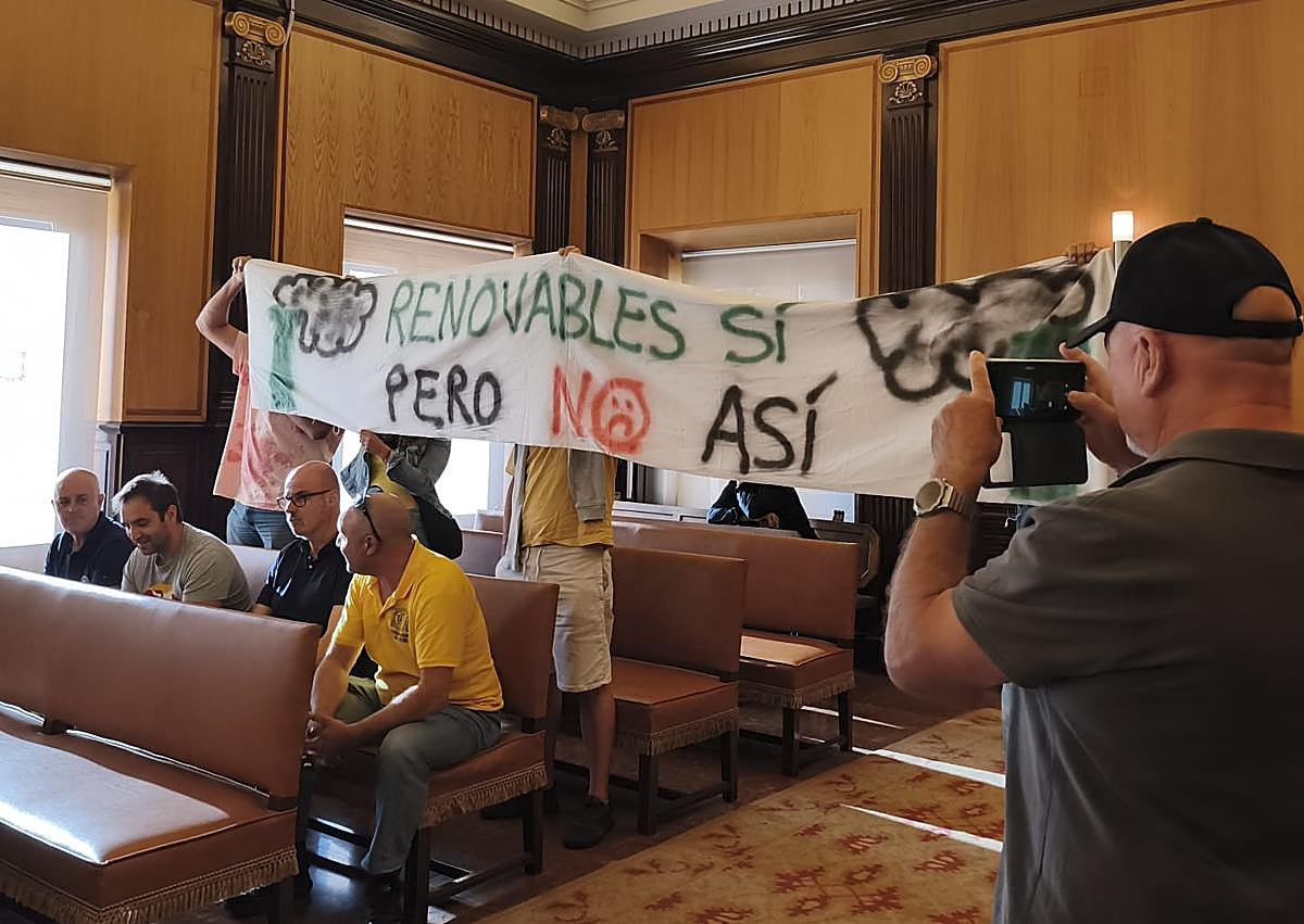 Imagen secundaria 1 - El sur de León se alza contra la biomasa: «Esto afectará a toda la ciudad»