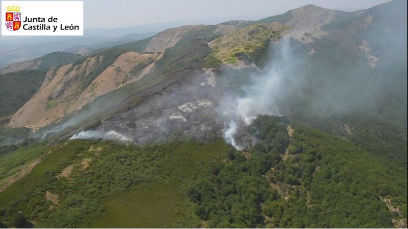 Las imágenes del incendio de Olleros de Alba