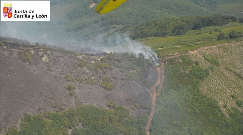 Las imágenes del incendio de Olleros de Alba
