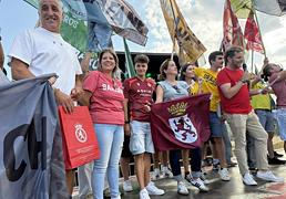La Cultural vuelve a homenajear un símbolo leonés en su tercera equipación