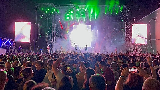 La Fiesta del Turista: de Hollywood al Burgo Ranero con «una orquesta que olvidaba las canciones»