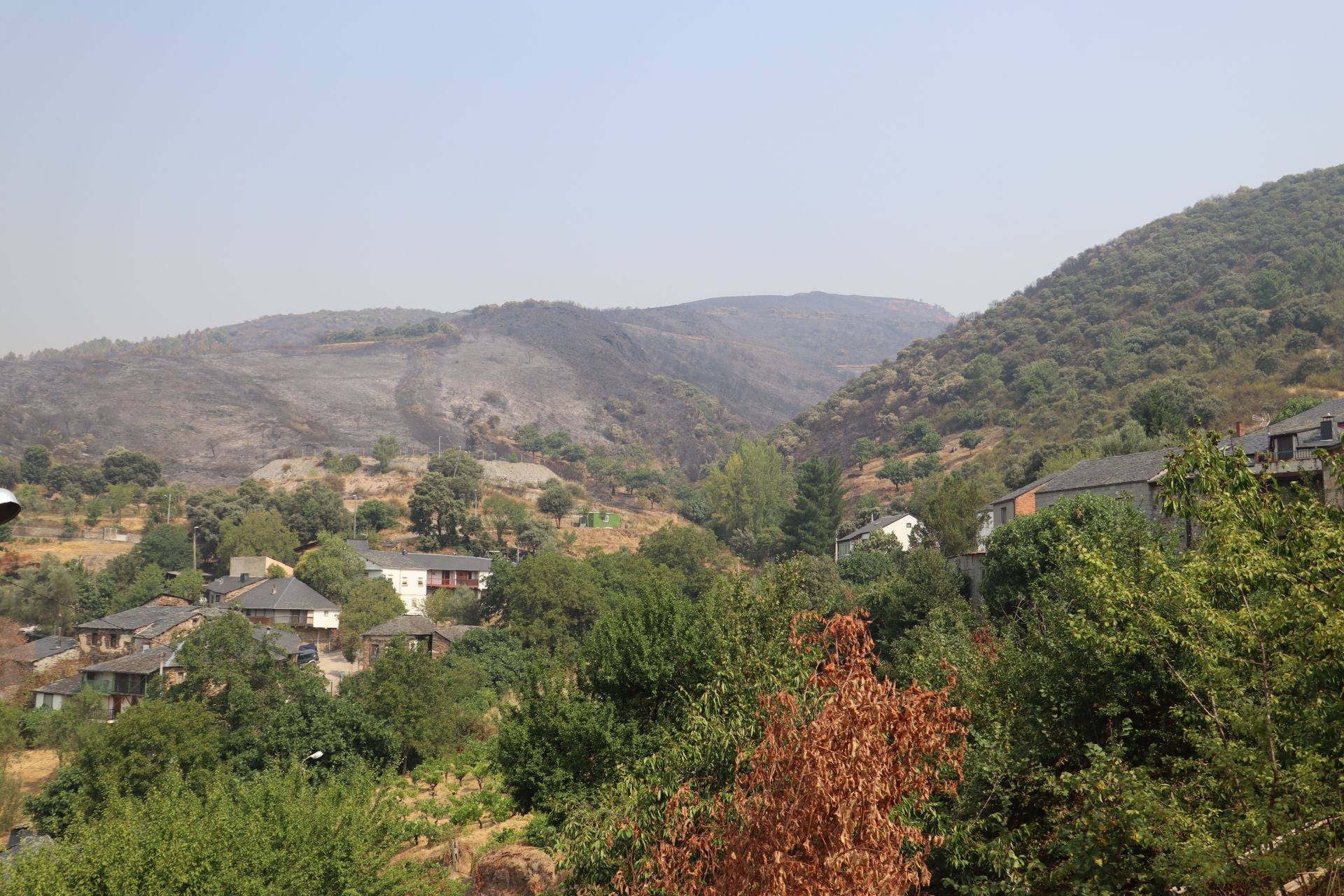 Imágenes del incendio de Yeres