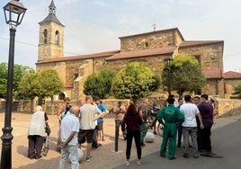 Vecinos en San Esteban de Nogales.