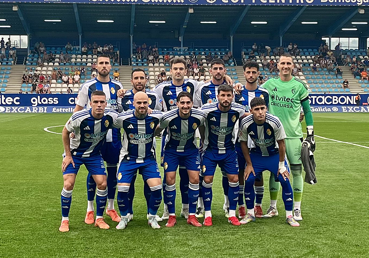 Once de la Deportiva en su estreno en El Toralín