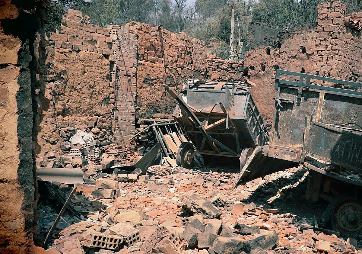 Imagen principal - Imágenes de las cuadras de Ángel Barrio.
