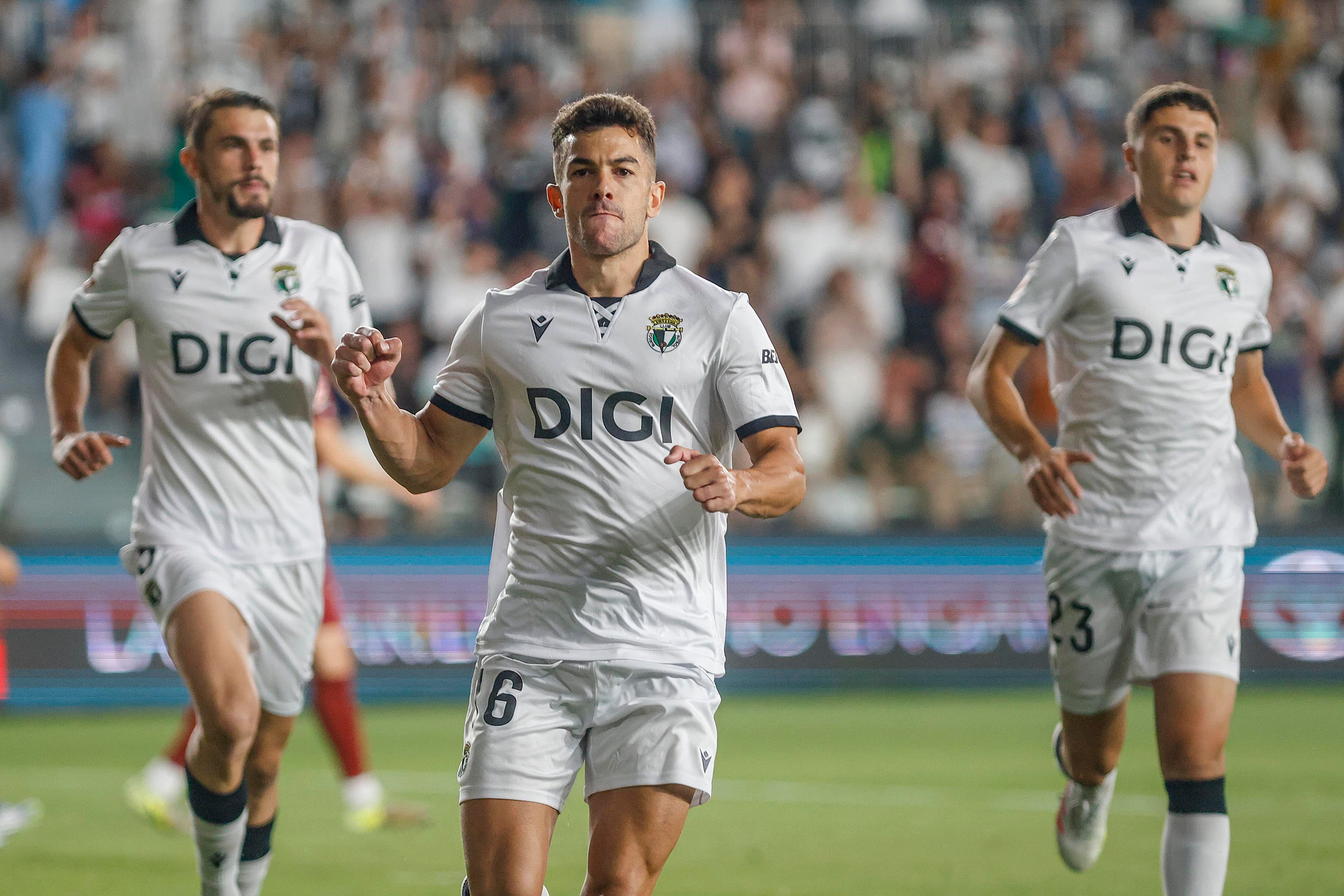 Las mejores imágenes del duro estreno de la Cultural ante el Burgos