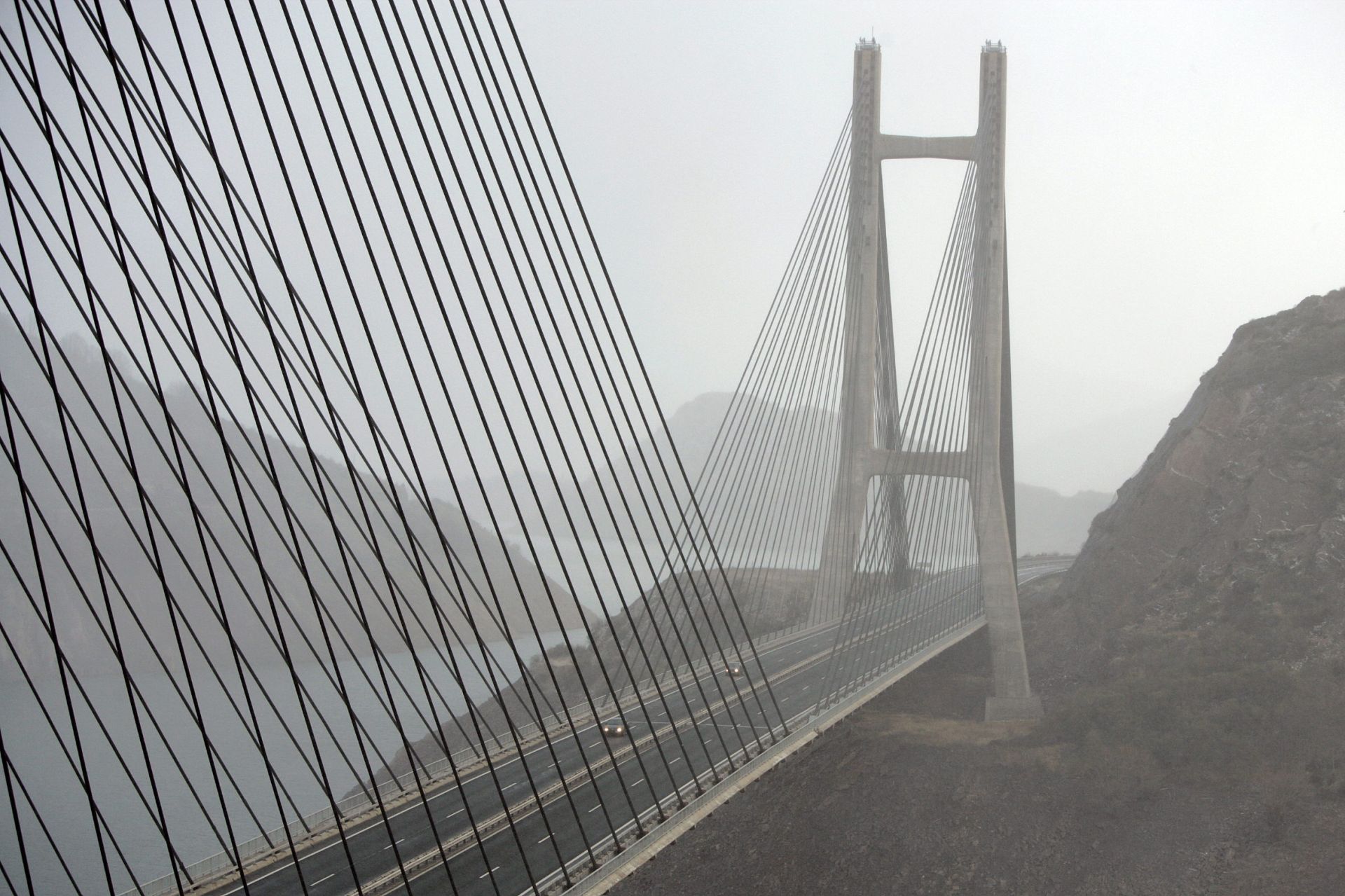 Un puente de récord y de libro