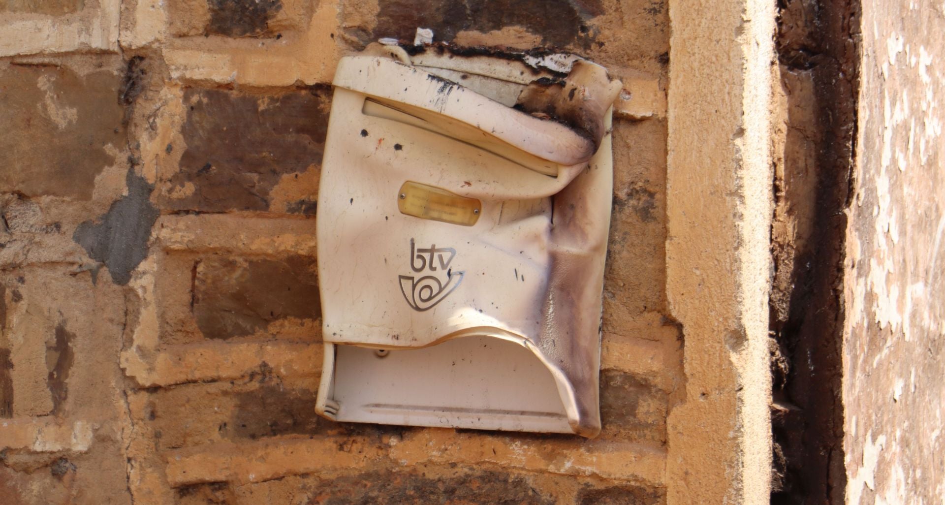 Castrocalbón intenta levantarse tras un desolador incendio