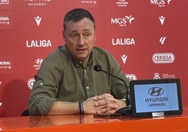 Raúl Llona, entrenador de la Cultural.