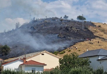 Controlado el incendio de Molinaseca; sigue en nivel 2 el de Garaño