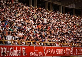 Grada del estadio Reino de León.