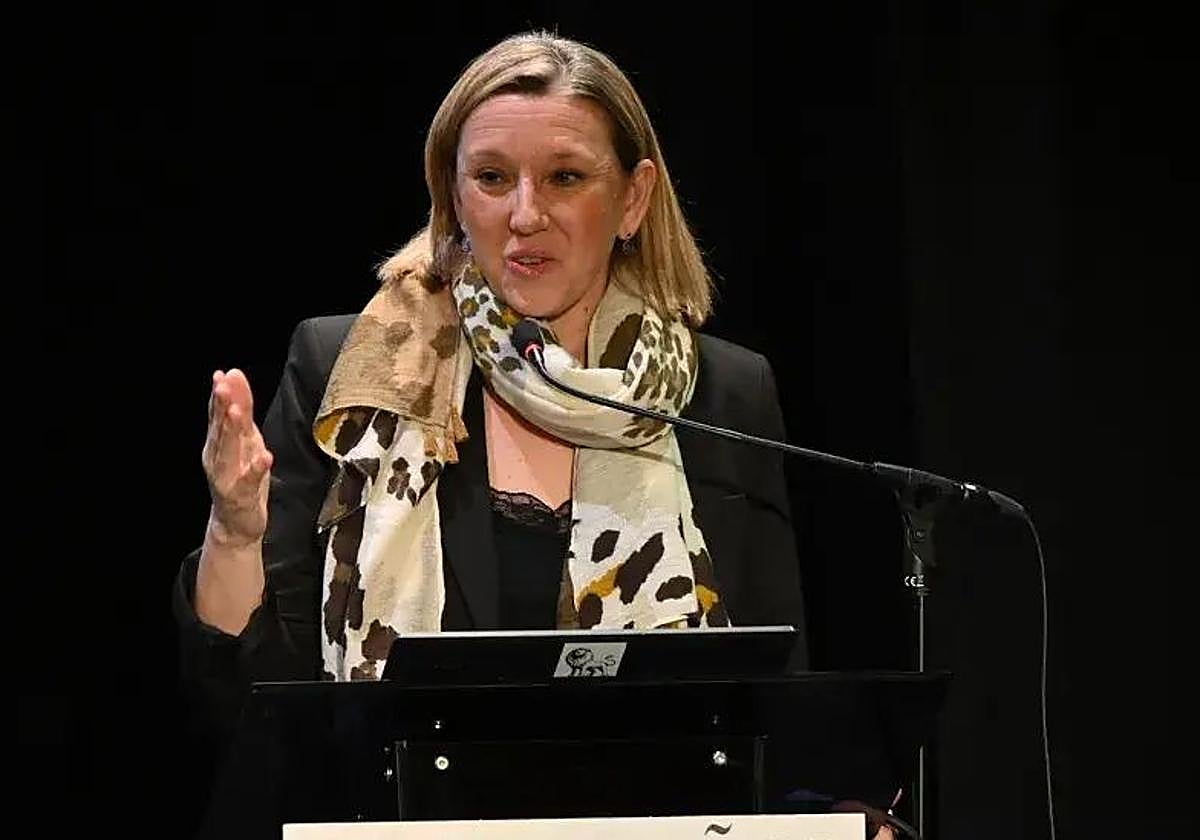 La vicepresidenta y consejera de Familia e Igualdad de Oportunidades de la Junta de Castilla y León, Isabel Blanco, durante su intervención en el foro «Retos del Municipalismo en Castilla y León».