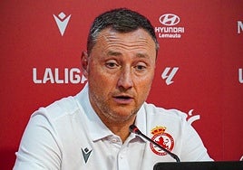 Raúl Llona, en la sala de prensa de la Cultural