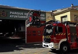 Camión escalera de los Bomberos de Zamora.