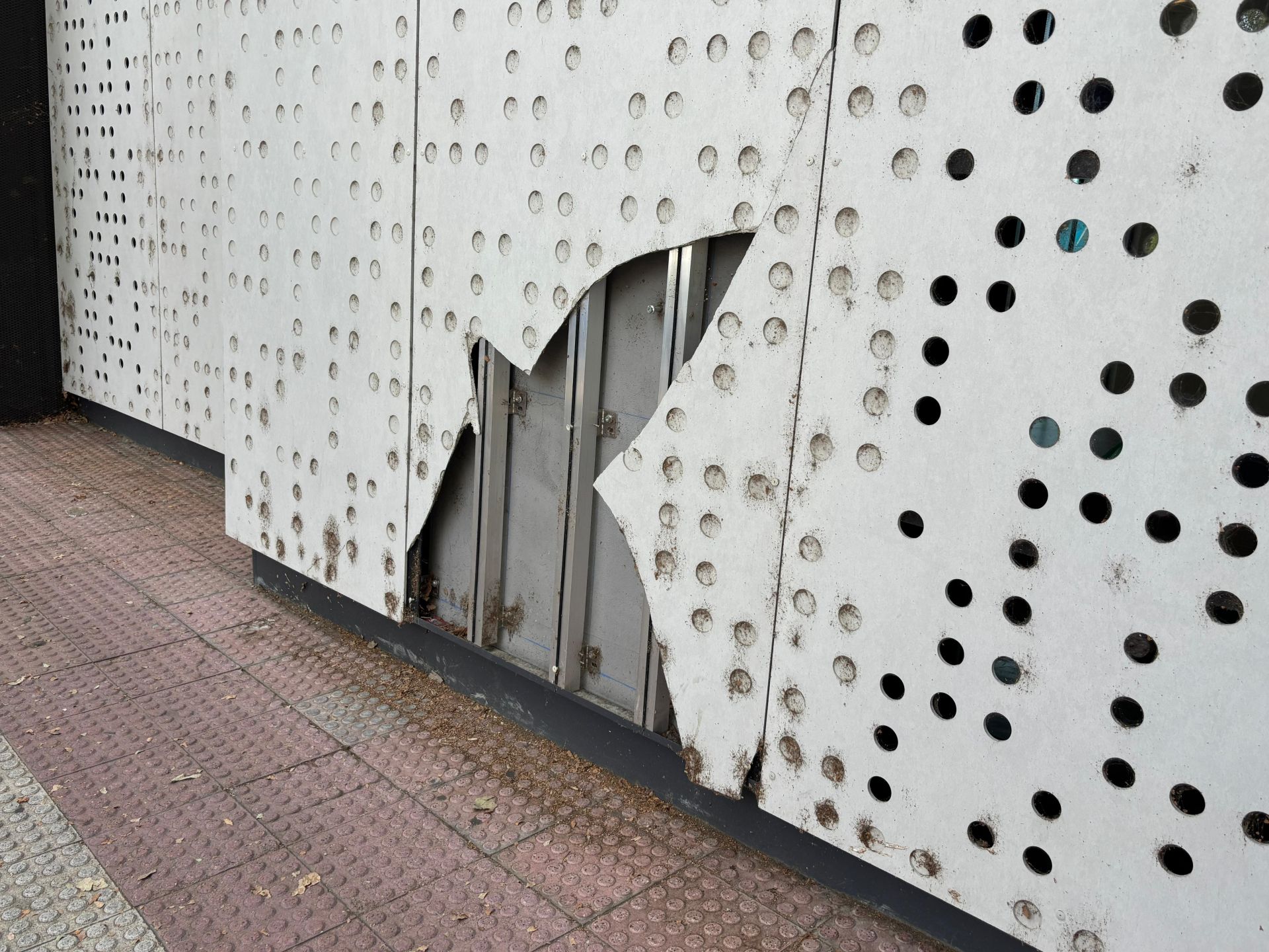 Así está la estación de autobuses de León tras menos de dos años desde su reforma