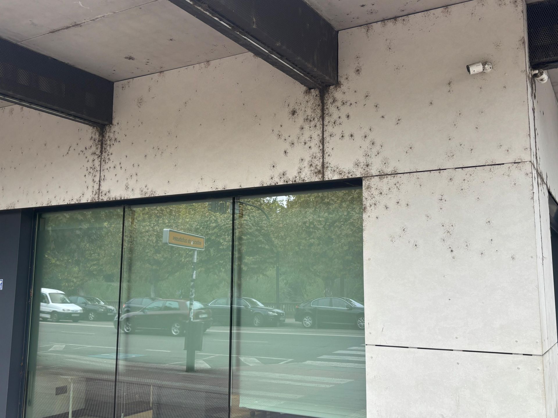 Así está la estación de autobuses de León tras menos de dos años desde su reforma