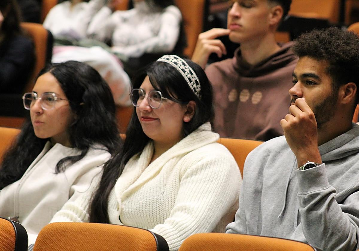 Nuevos estudiantes de movilidad en la Universidad de León.