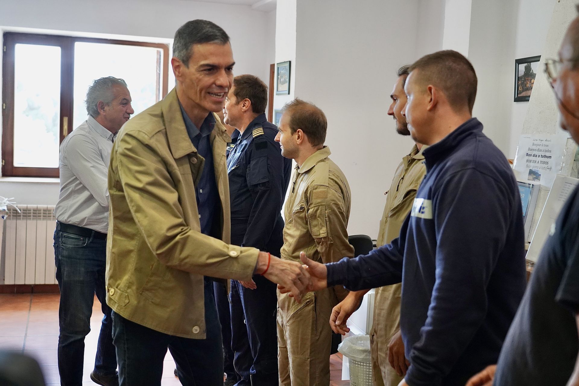 Las imágenes de la visita de Pedro Sánchez a León