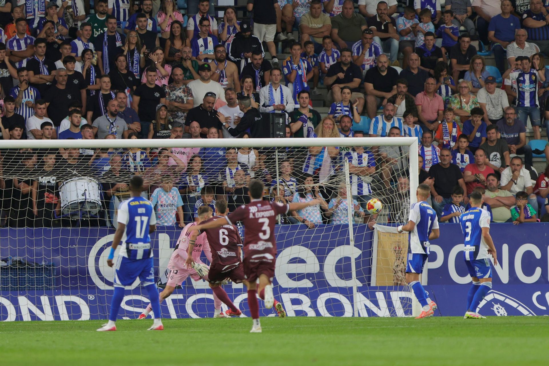 Las mejores imágenes del Ponferradina-Pontevedra