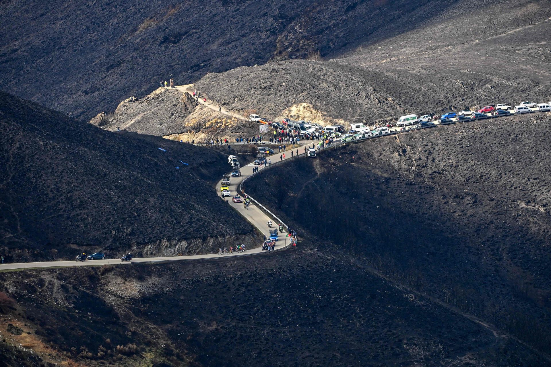 El Morredero y un paisaje calcinado en La Vuelta a España