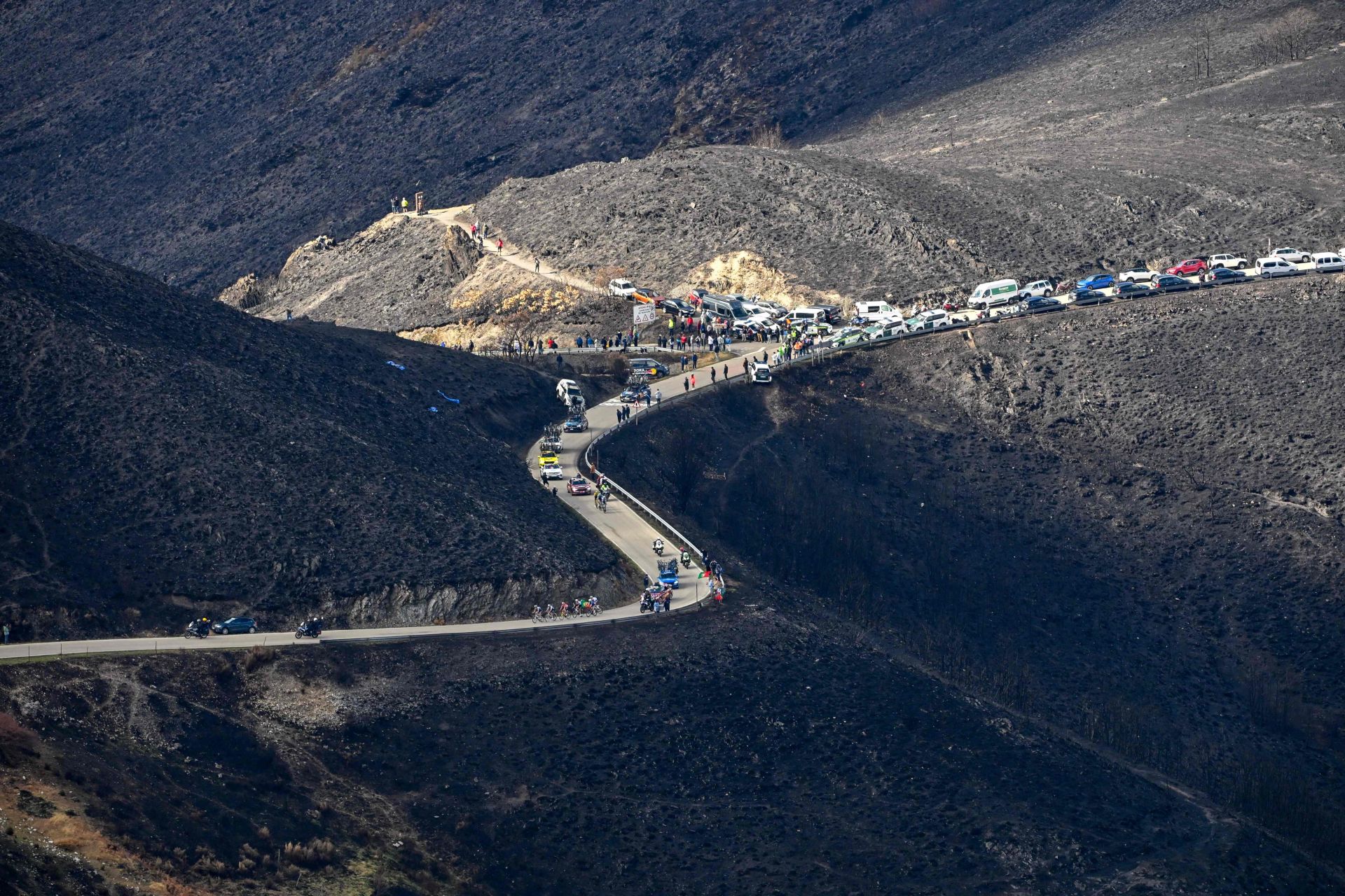 El Morredero y un paisaje calcinado en La Vuelta a España