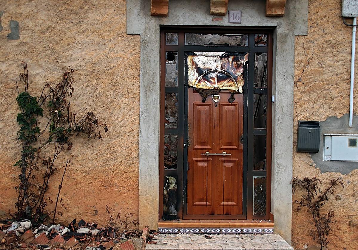 Así está Castrocalbón semanas después del incendio