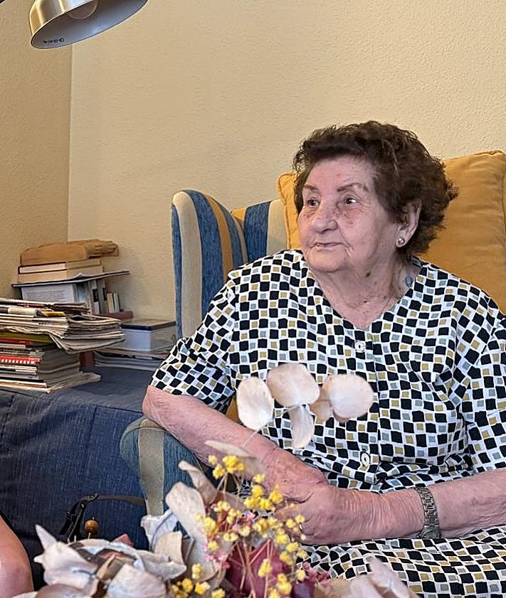 Imagen secundaria 2 - Celebración de los 100 años de Nicanora.