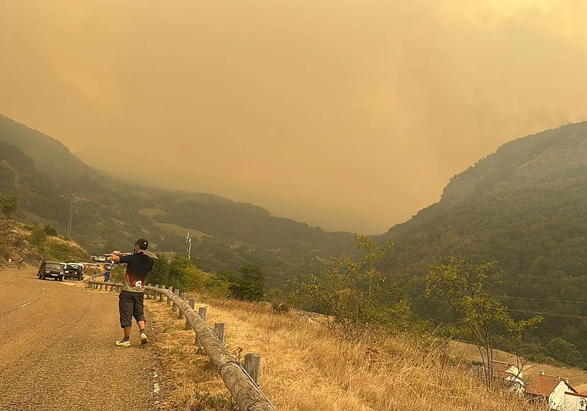 Incendio en el valle de Valdeón.