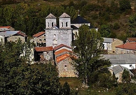Imagen panorámica de la localidad de Lois.