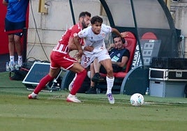 Larios, en un partido con la Cultural.