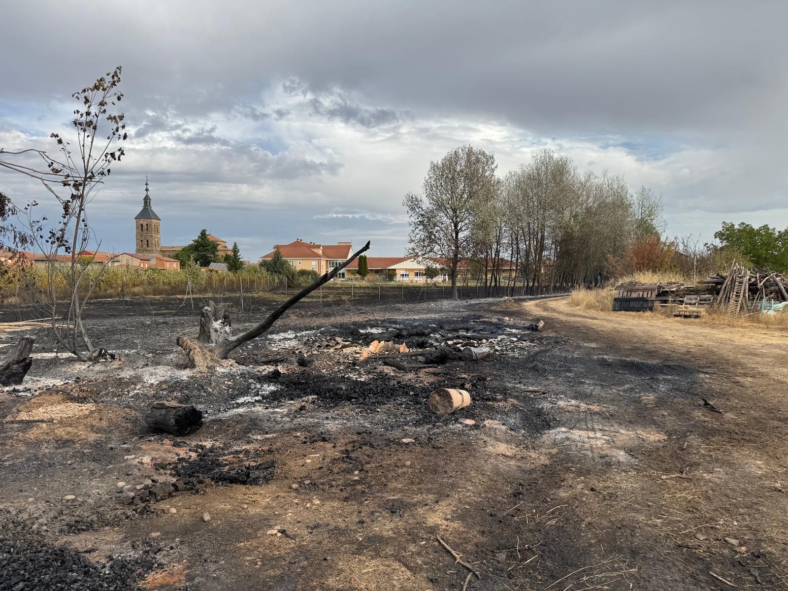 Las imágenes de Villarejo de Órbigo tras el incendio