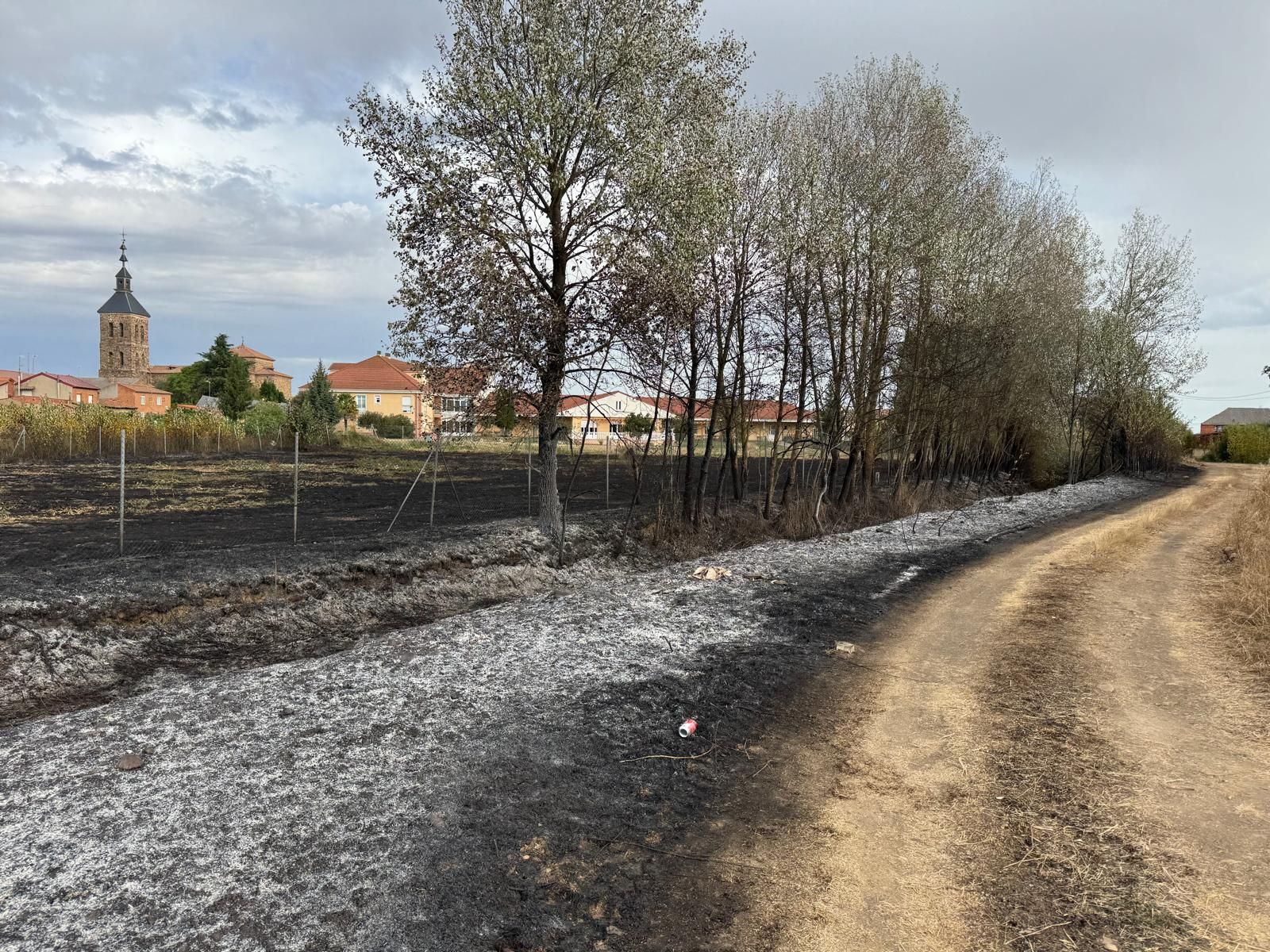 Las imágenes de Villarejo de Órbigo tras el incendio
