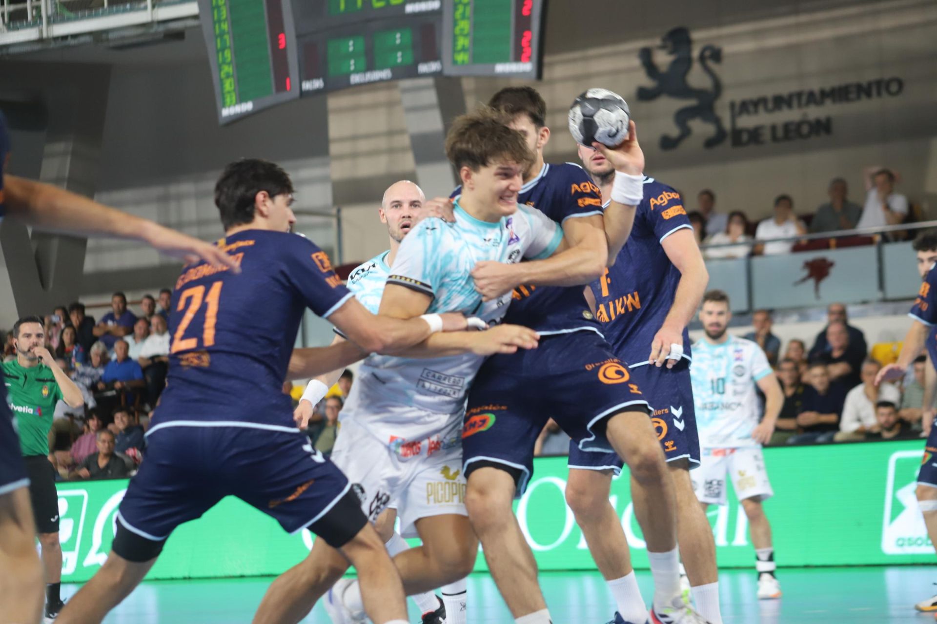 Las imágenes del Abanca Ademar-Granollers