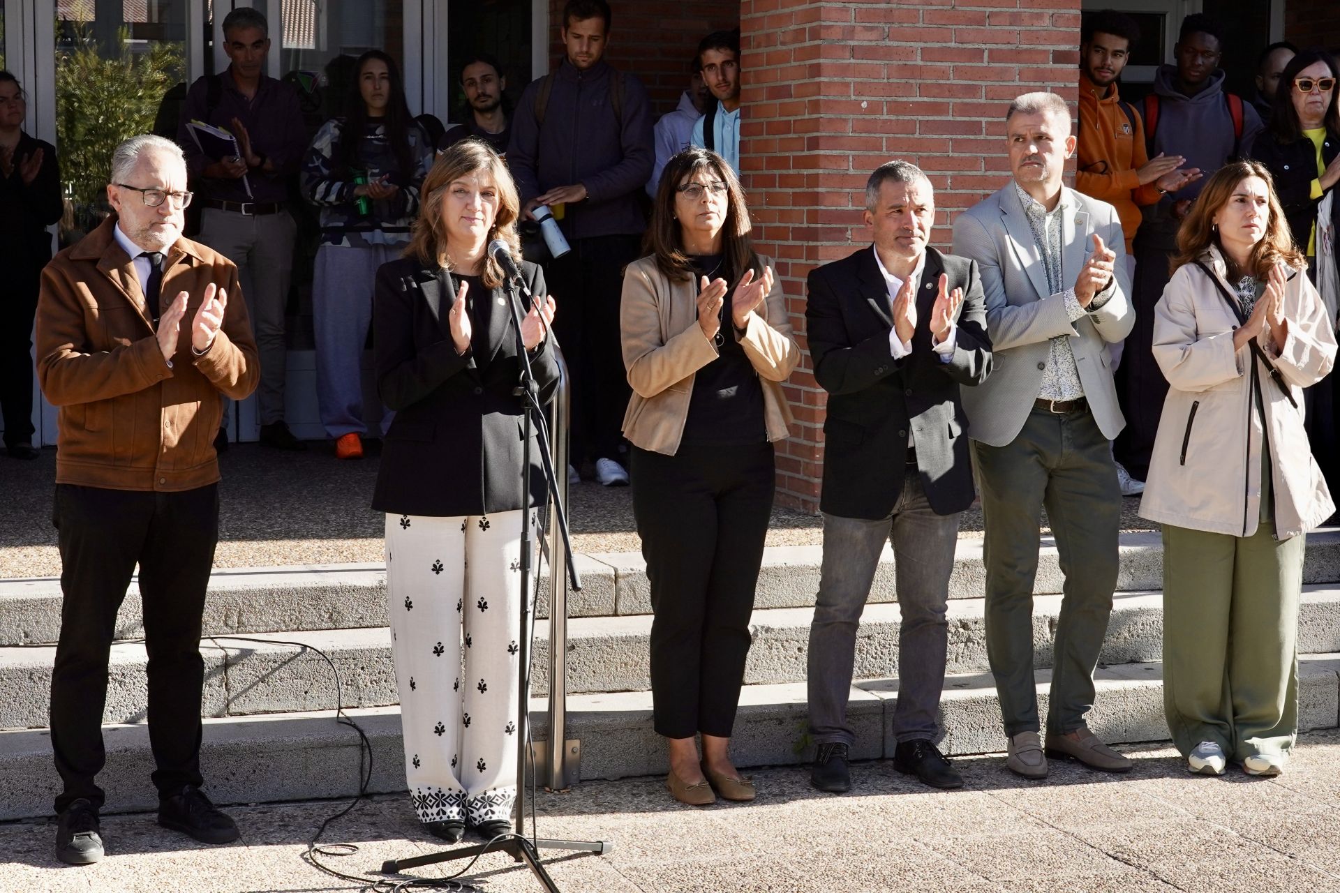 Minuto de silencio por la estudiante de la ULE fallecida en Nápoles
