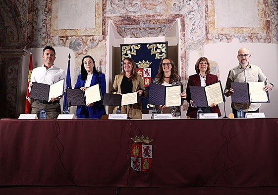 Firma del acuerdo del diálogo social en Educación.